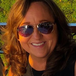 Meet your Posher, Sherry